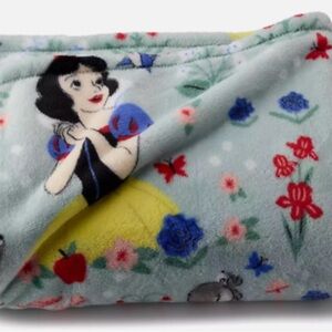 Disney Snow White Floral oversized Blanket
